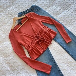 Pretty self tie top 🧡